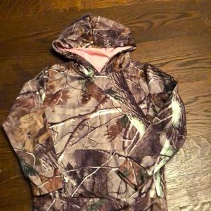Girls camo hoodie sz M 7/8